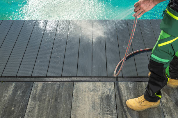 Best Roof Power Washing Services  in Fort Madison, IA